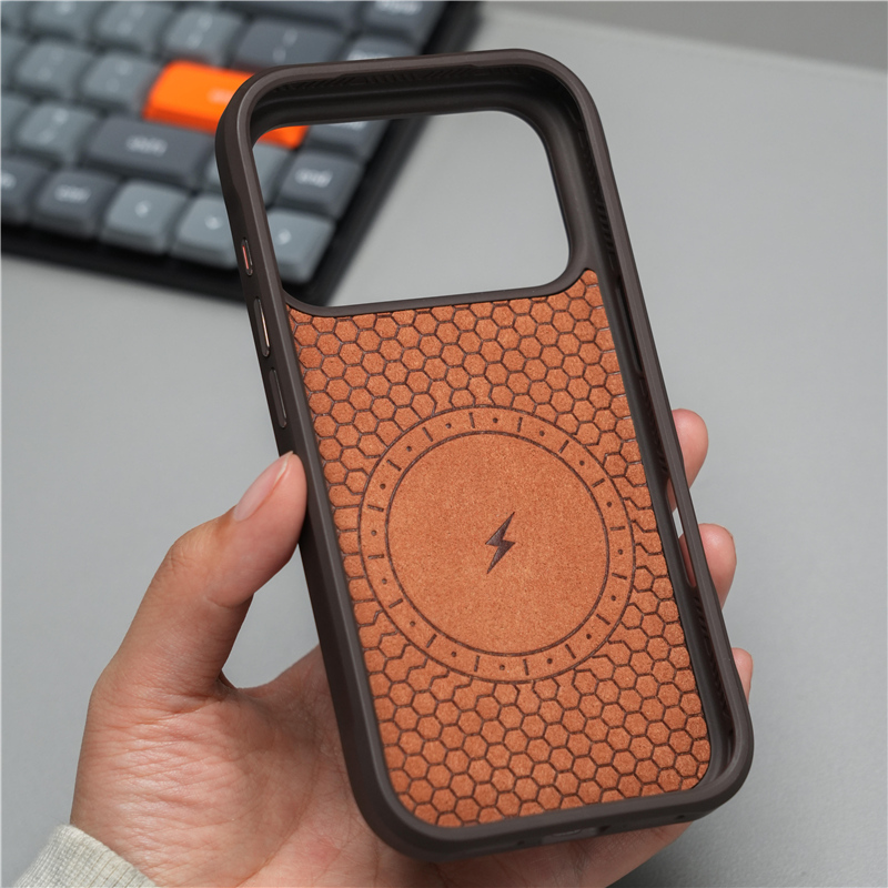 Original Geometric Tech Woven  - Tech Accessories Hard Case 评论和价格