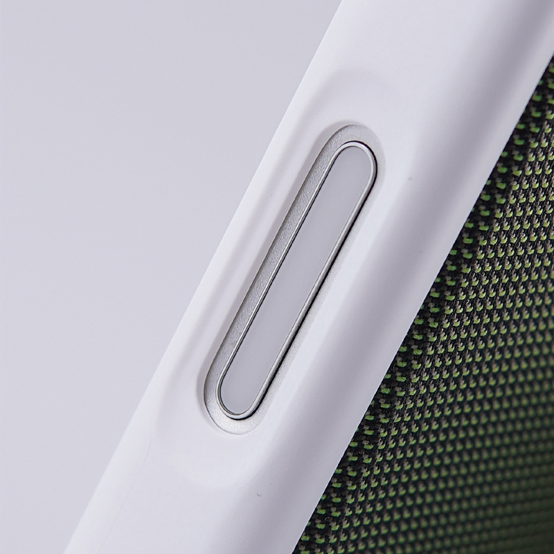 Magnetic Animation Tech-woven  - Tech Accessories Hard Case 评论和价格